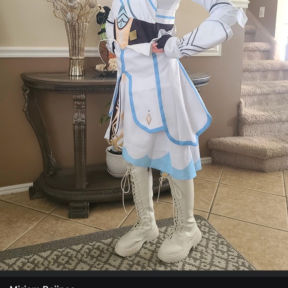 Shein boots size 5, 5.5 slipped cream used - Picture 6 of 12